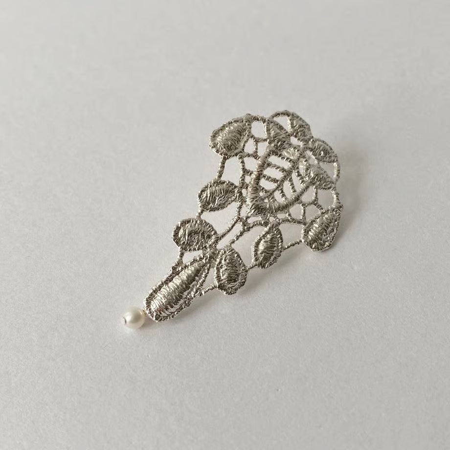 lace pierce (one side)(silver) ---274