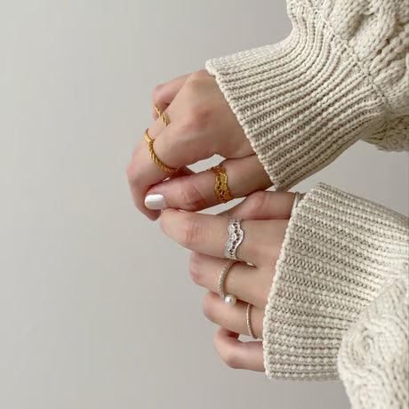 antique lace ring (silver)---330