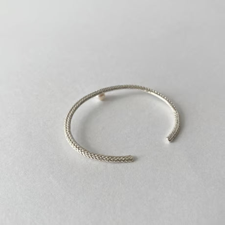 lace braid bangle (silver)---157