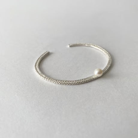 lace braid bangle (silver)---157
