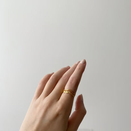 antique lace ring (gold)---330