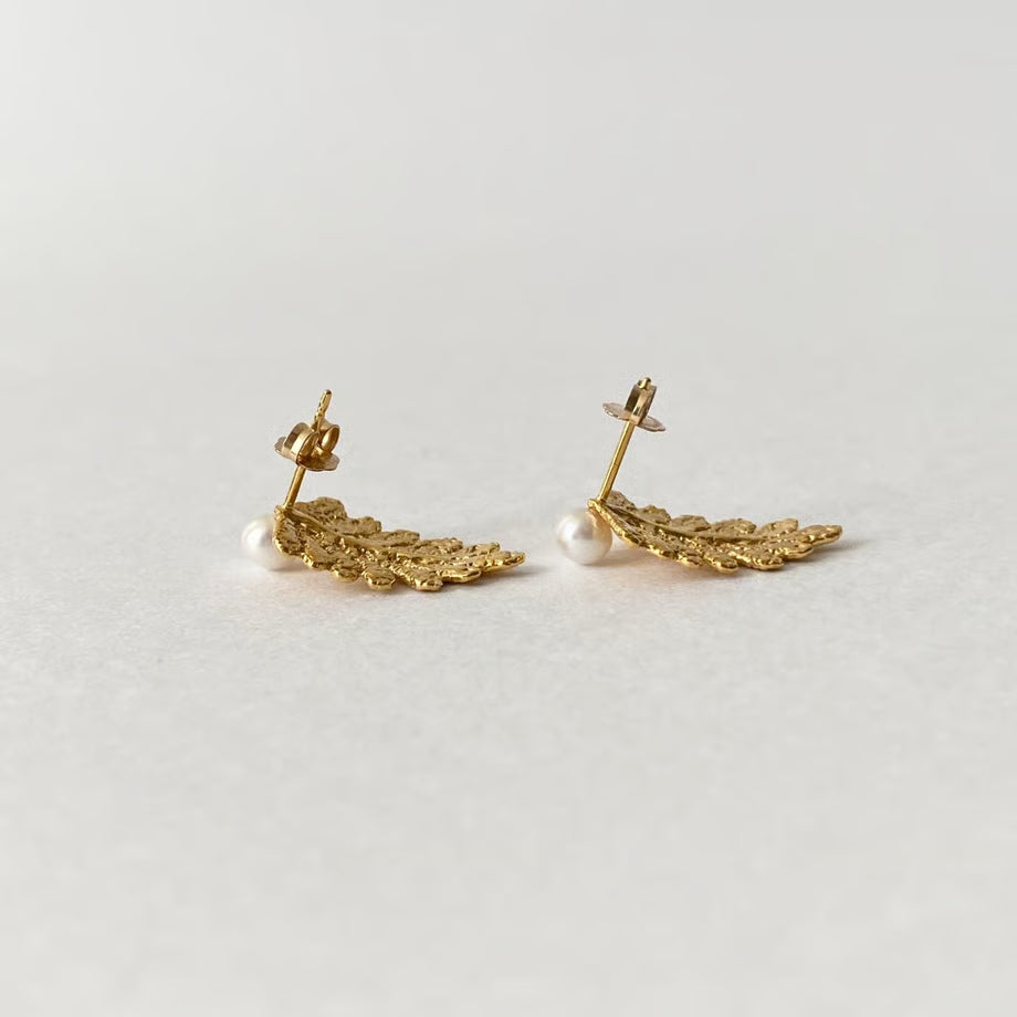 lace leaf pierces /pearl (gold)---213
