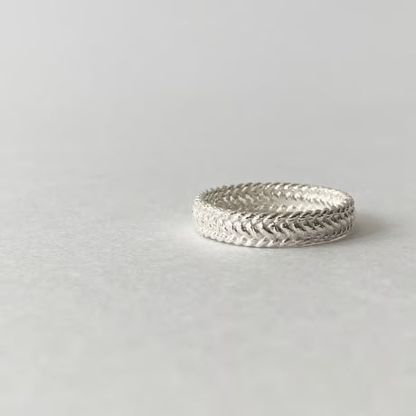 lace braid ring (silver)---300