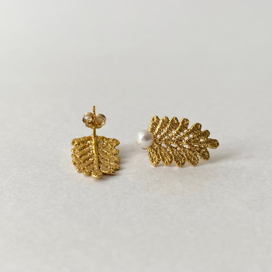 lace leaf pierces /pearl (gold)---213