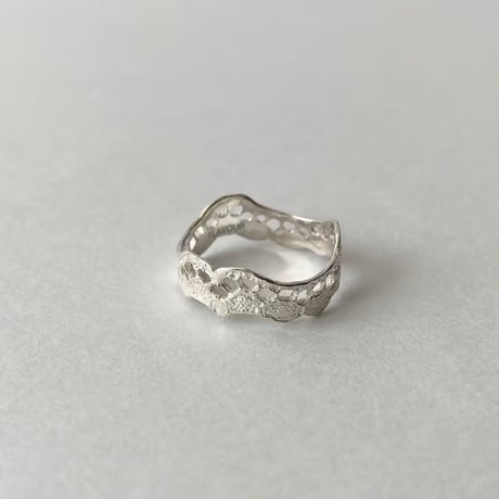 antique lace ring (silver)---330