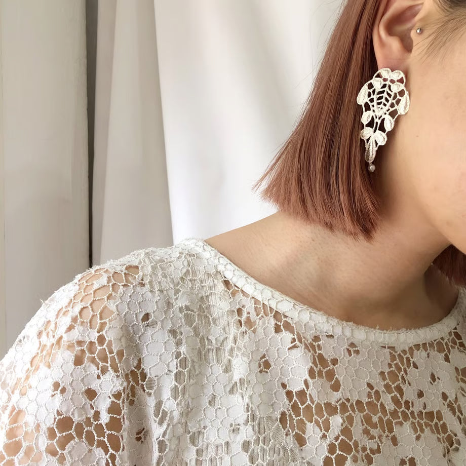 lace pierce (one side)(silver) ---274