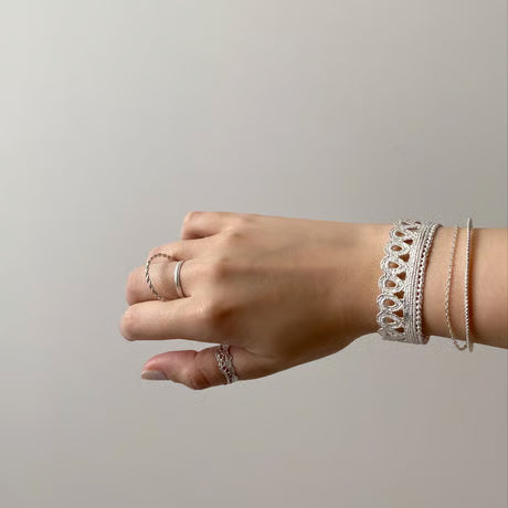 loop bangle (silver)---024