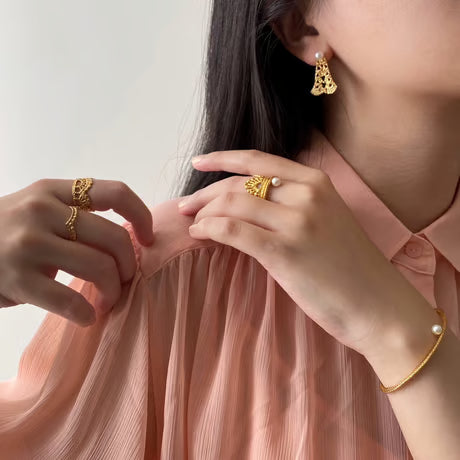 pierce (one side)(gold) ---351