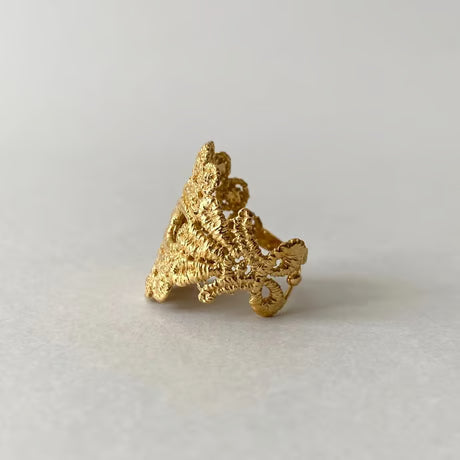 lace peacock ring (gold)---102