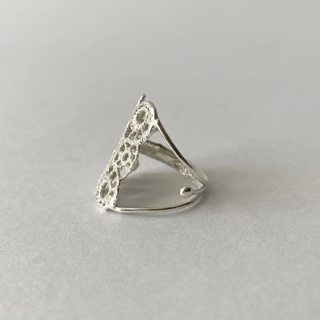 lace feather ring (silver)---103