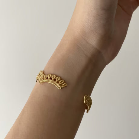 bangle (gold)---345
