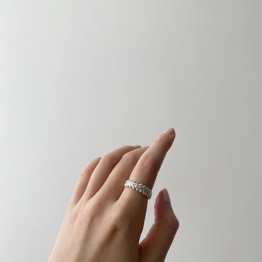 lace laurel ring (silver)---112