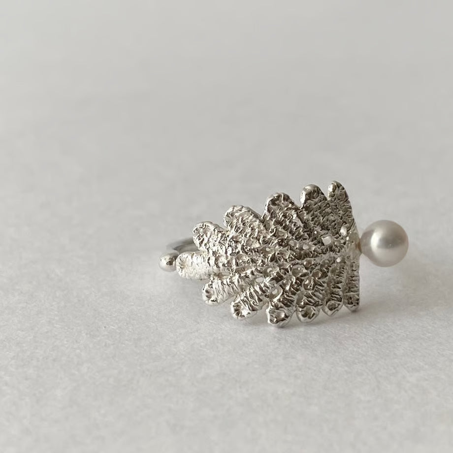 lace leaf ring /pearl (silver)---211