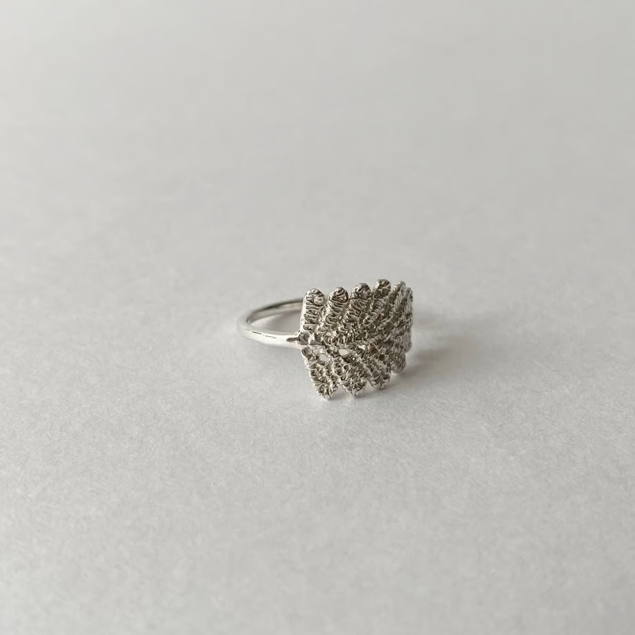 lace leaf ring (silver)---212