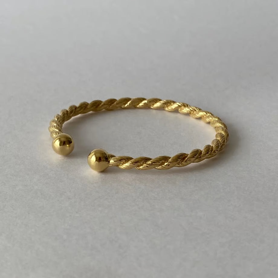 chunky braid bangle(gold)---247
