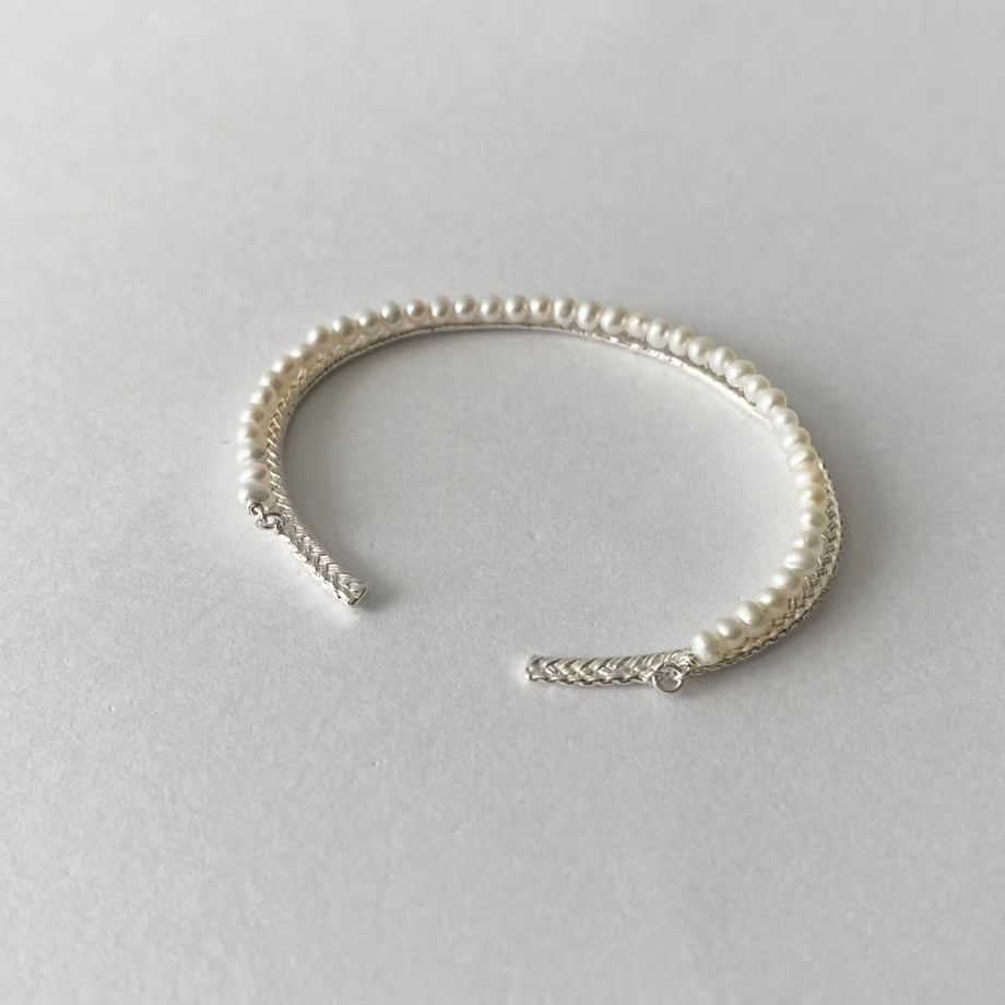 lace braid +pearl bangle(silver)---319