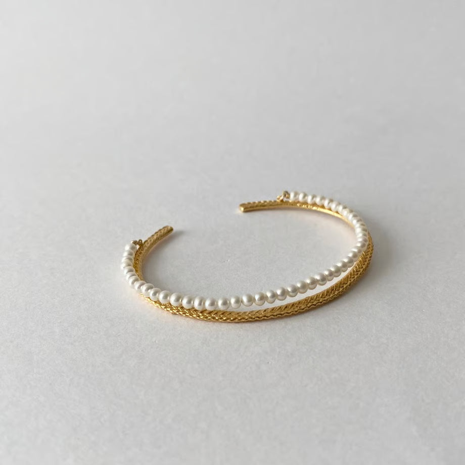 lace braid +pearl bangle(gold)---319