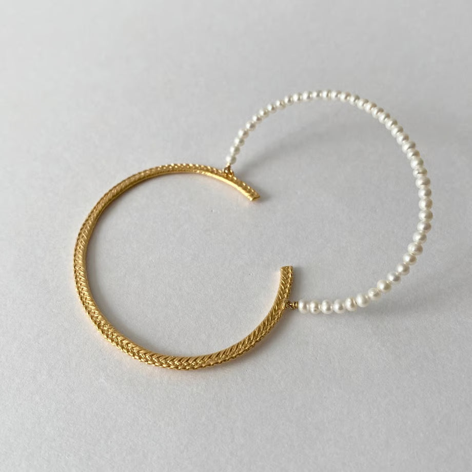 lace braid +pearl bangle(gold)---319