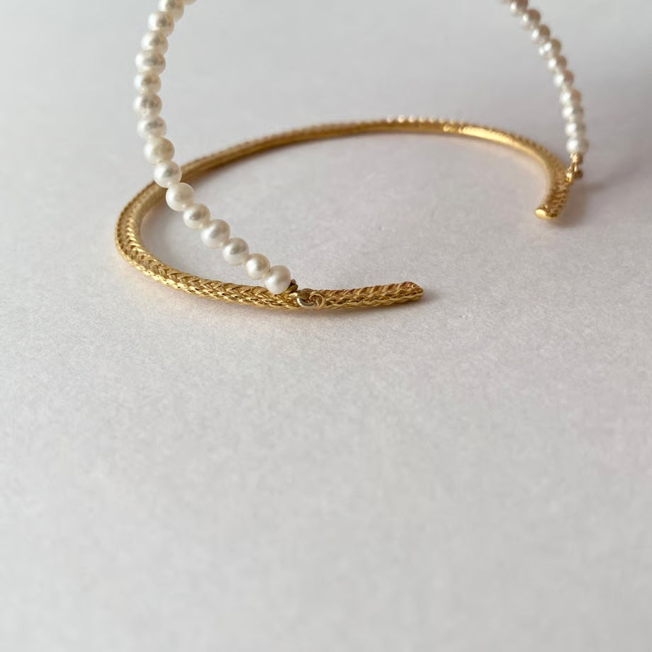 lace braid +pearl bangle(gold)---319