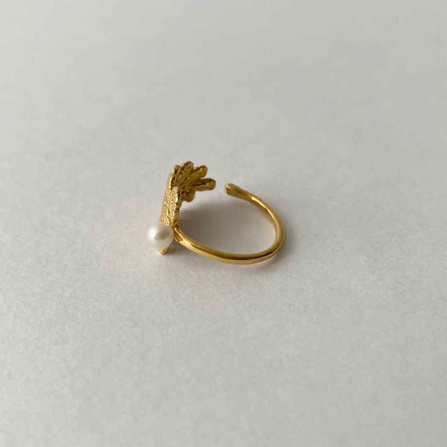 lace leaf ring /pearl (gold)---211