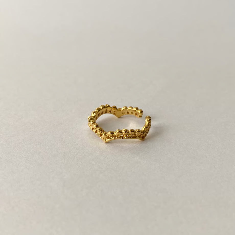 lace wave ear cuff (gold) ---282
