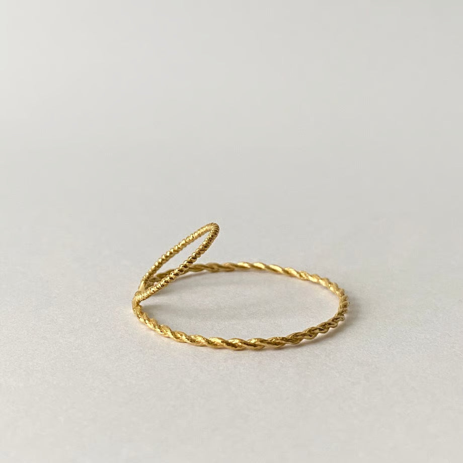 lace stitch ear cuff (gold)---321