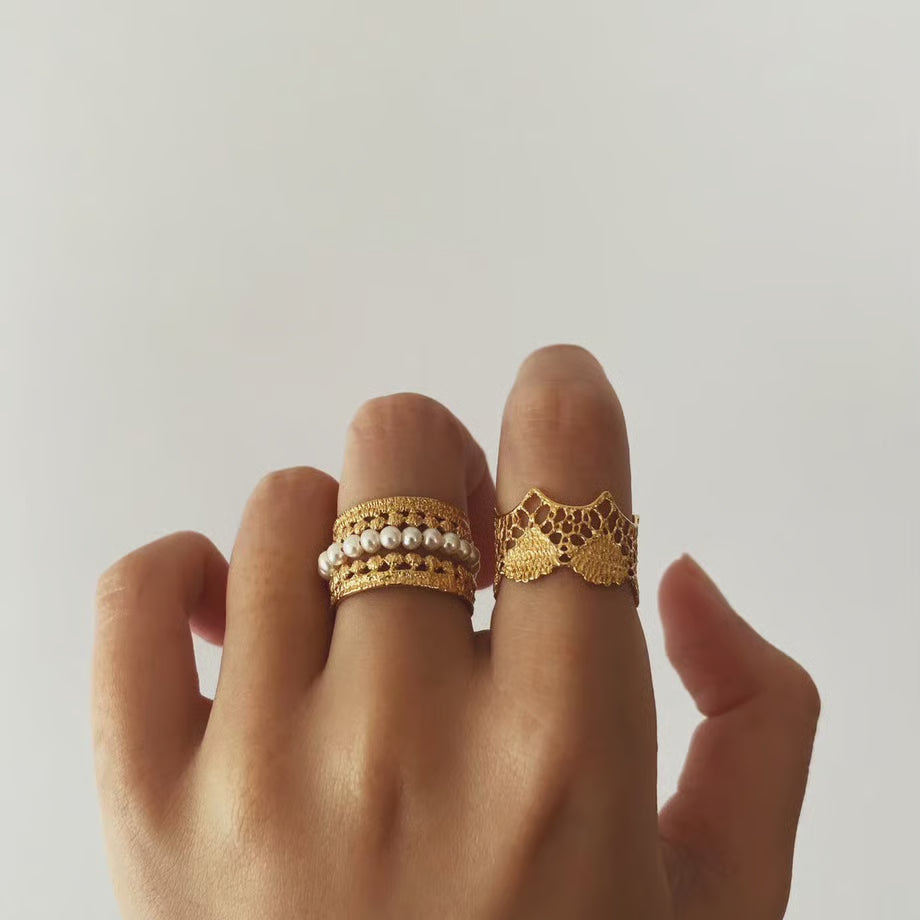 milk crown＋pearl set ring(gold)---363