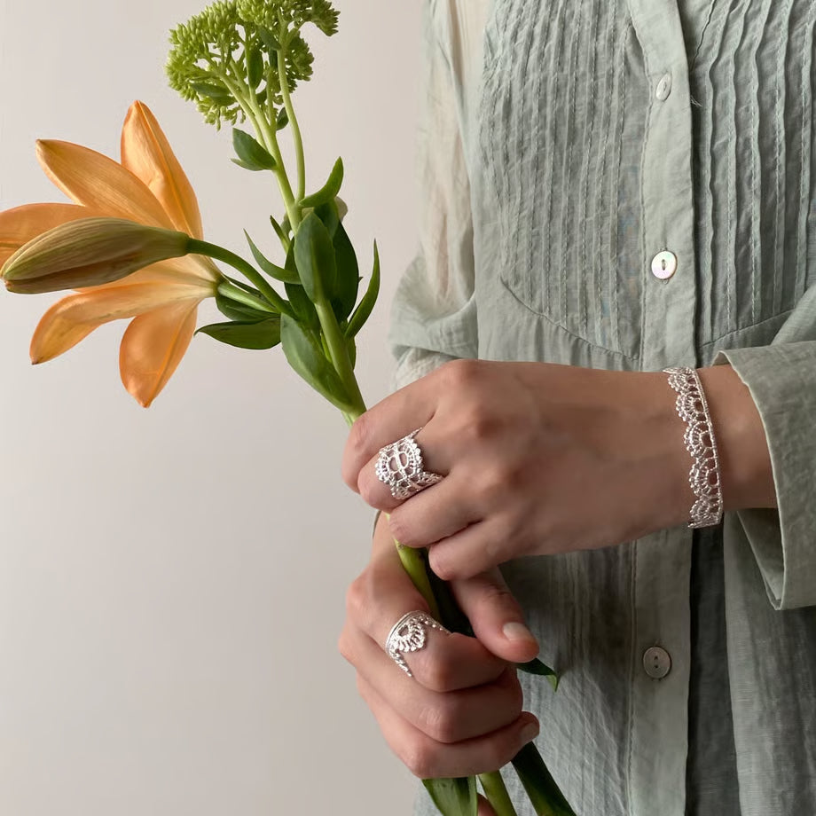 bangle (silver)---341