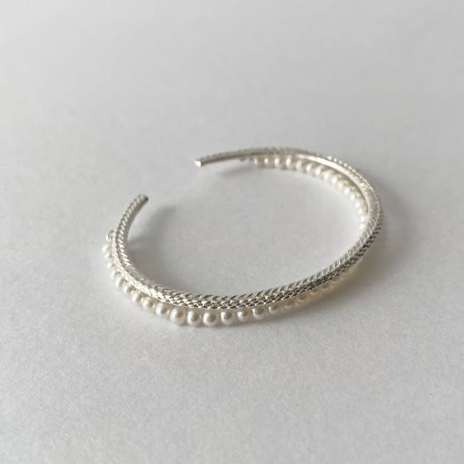 lace braid +pearl bangle(silver)---319