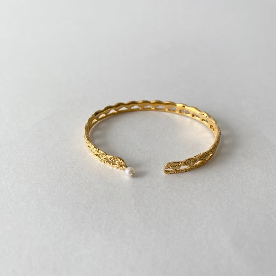 lace scale bangle (gold)---290