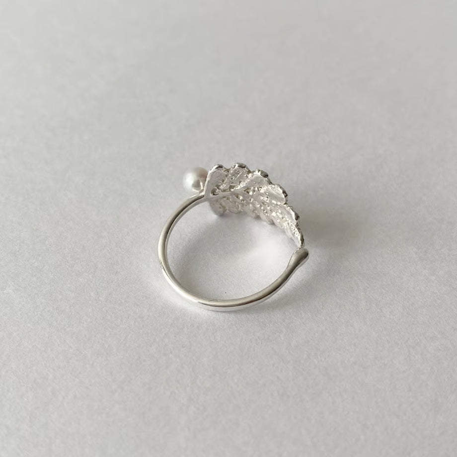 lace leaf ring /pearl (silver)---211
