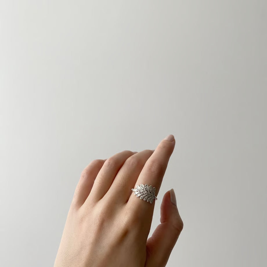 lace leaf ring (silver)---212