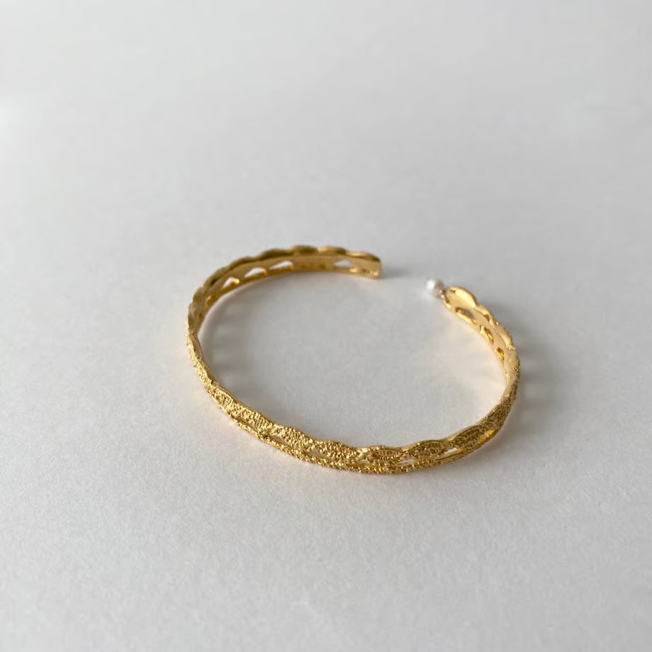 lace scale bangle (gold)---290