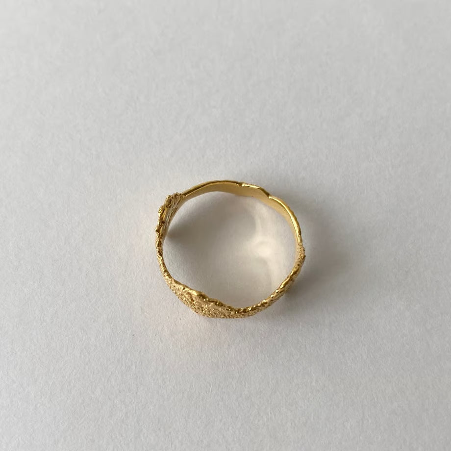 lace shell ring (gold)---203