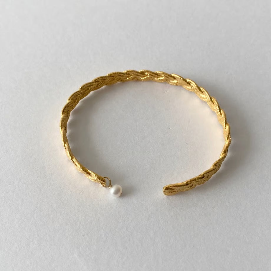lace braid bangle (gold)---027