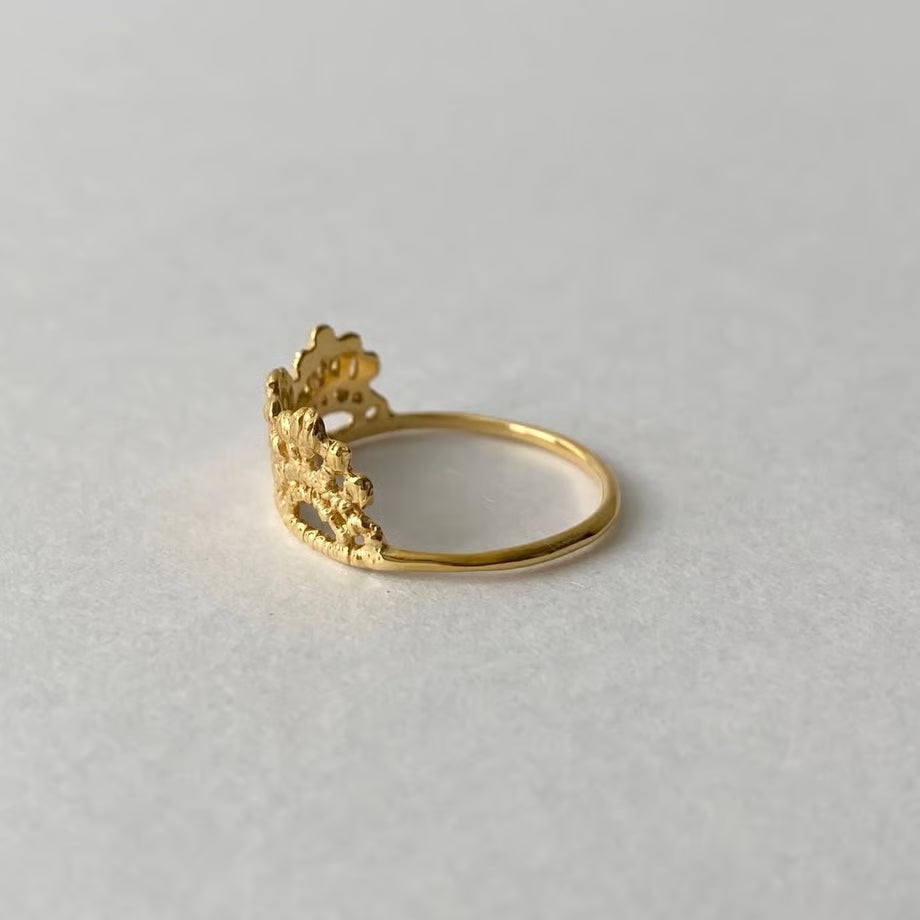 lace crown ring(gold)---137