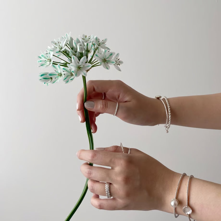 lace laurel ring (silver)---112