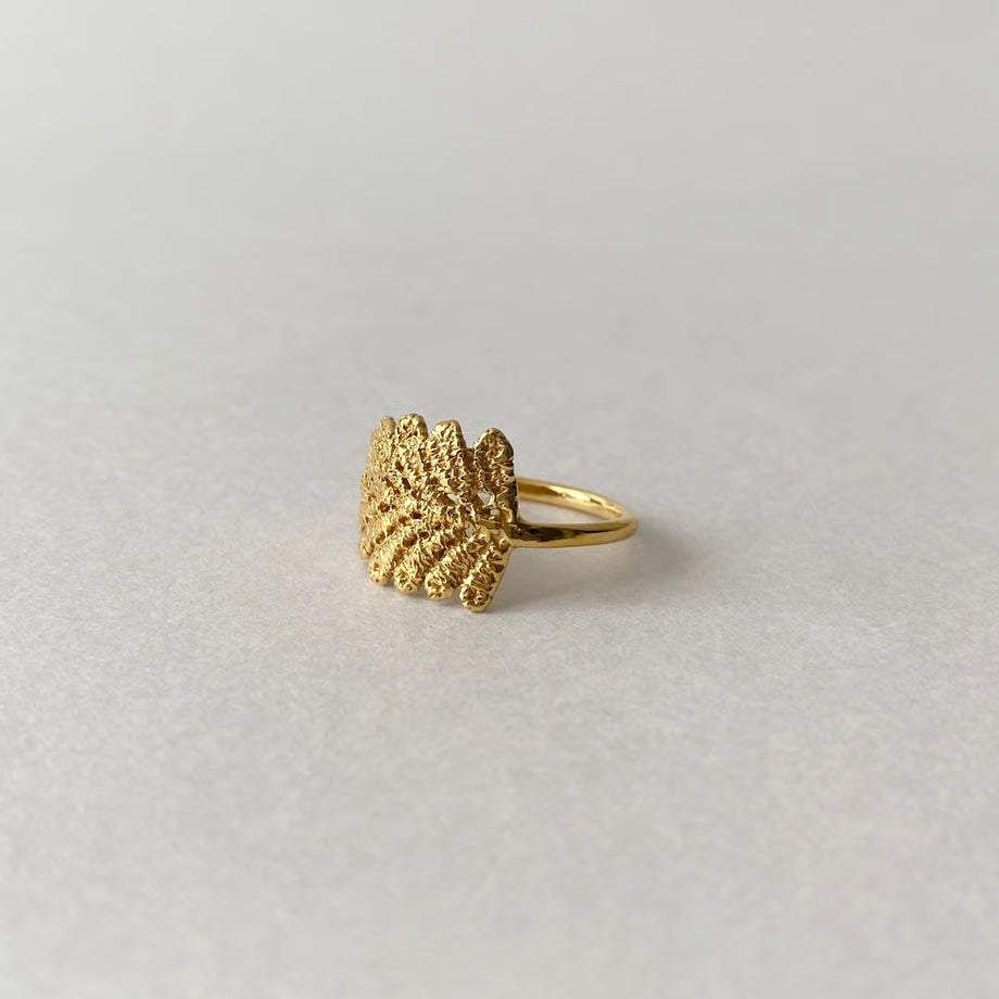 lace leaf ring (gold)---212
